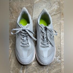 Vionic Walk Max Water Repellent Sneakers – Vapor Grey – Women’s 7.5